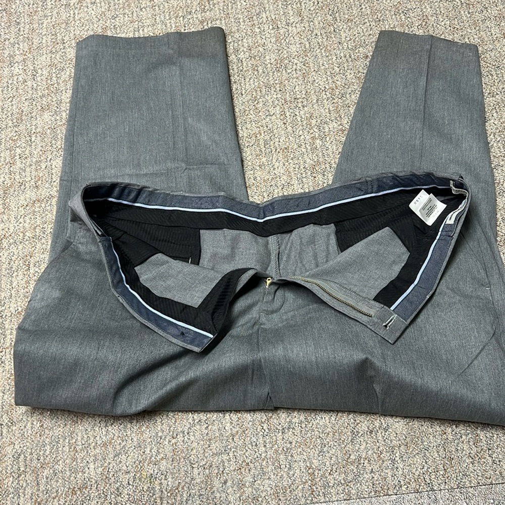 Haggar Dress Pant 42x29 Gray